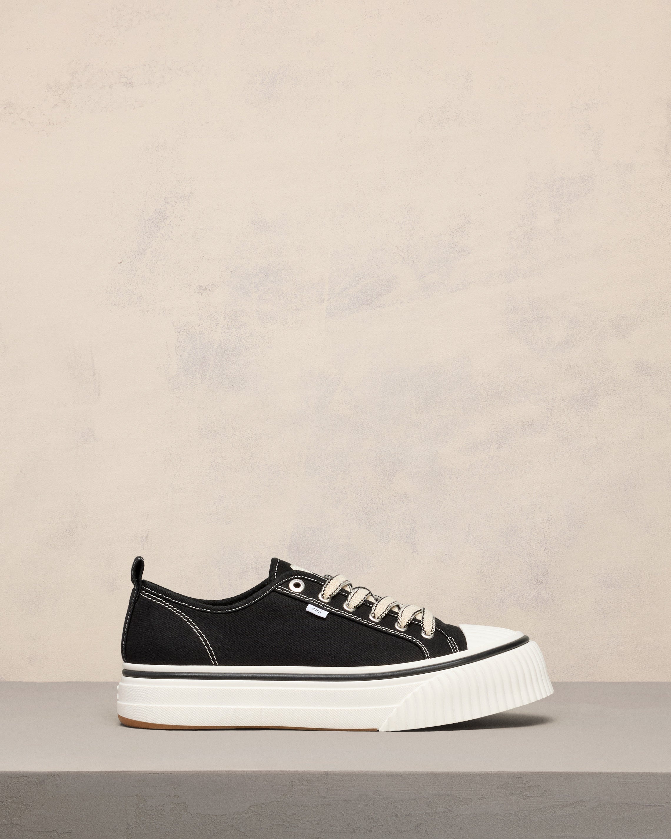 ★AMI PARIS★Low Top Ami SN1980 Sneakers★ AMI Paris LOW TOP AMI SN1980 SNEAKERS | REVERSIBLE