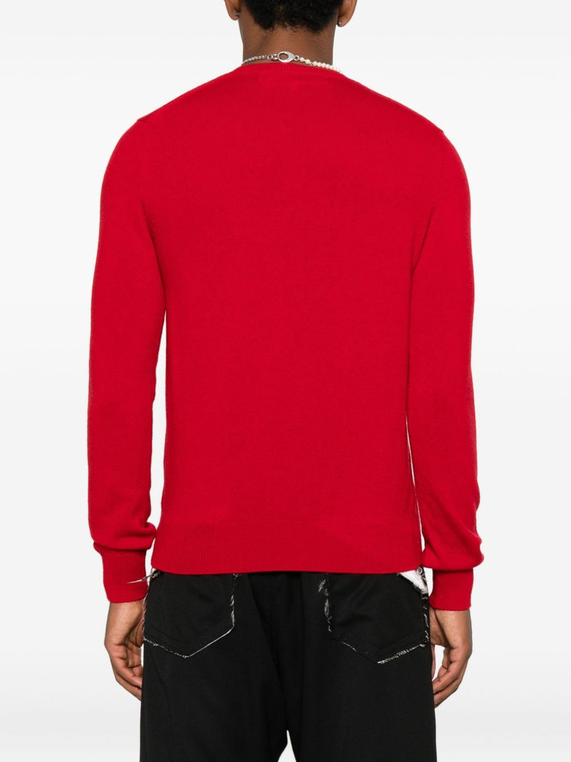 heart-emblem V-neck sweater 4