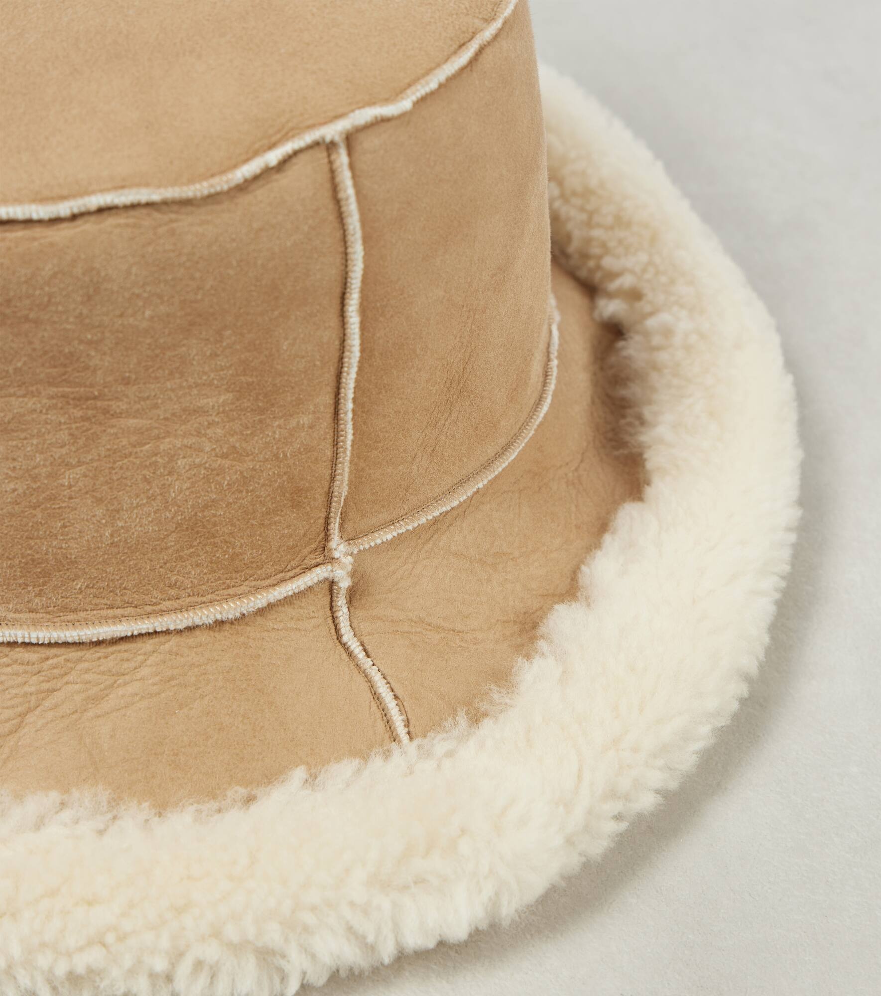 Reversible shearling bucket hat - 3