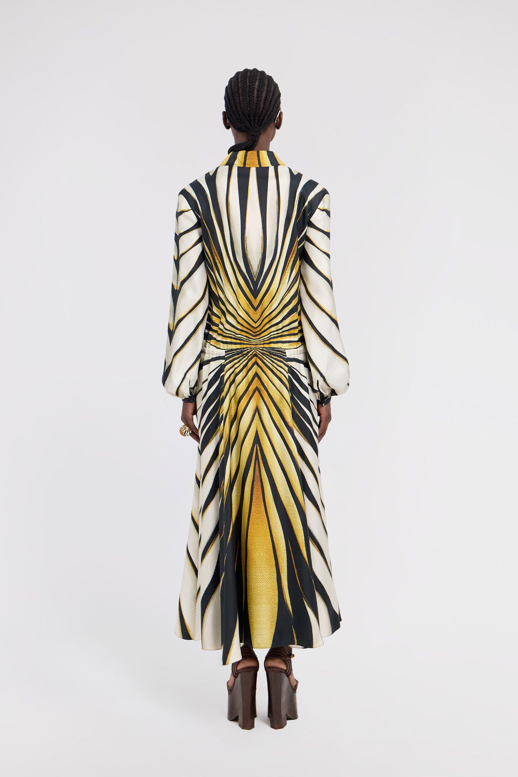 Ray Of Gold Print Silk Midi Dress - 4