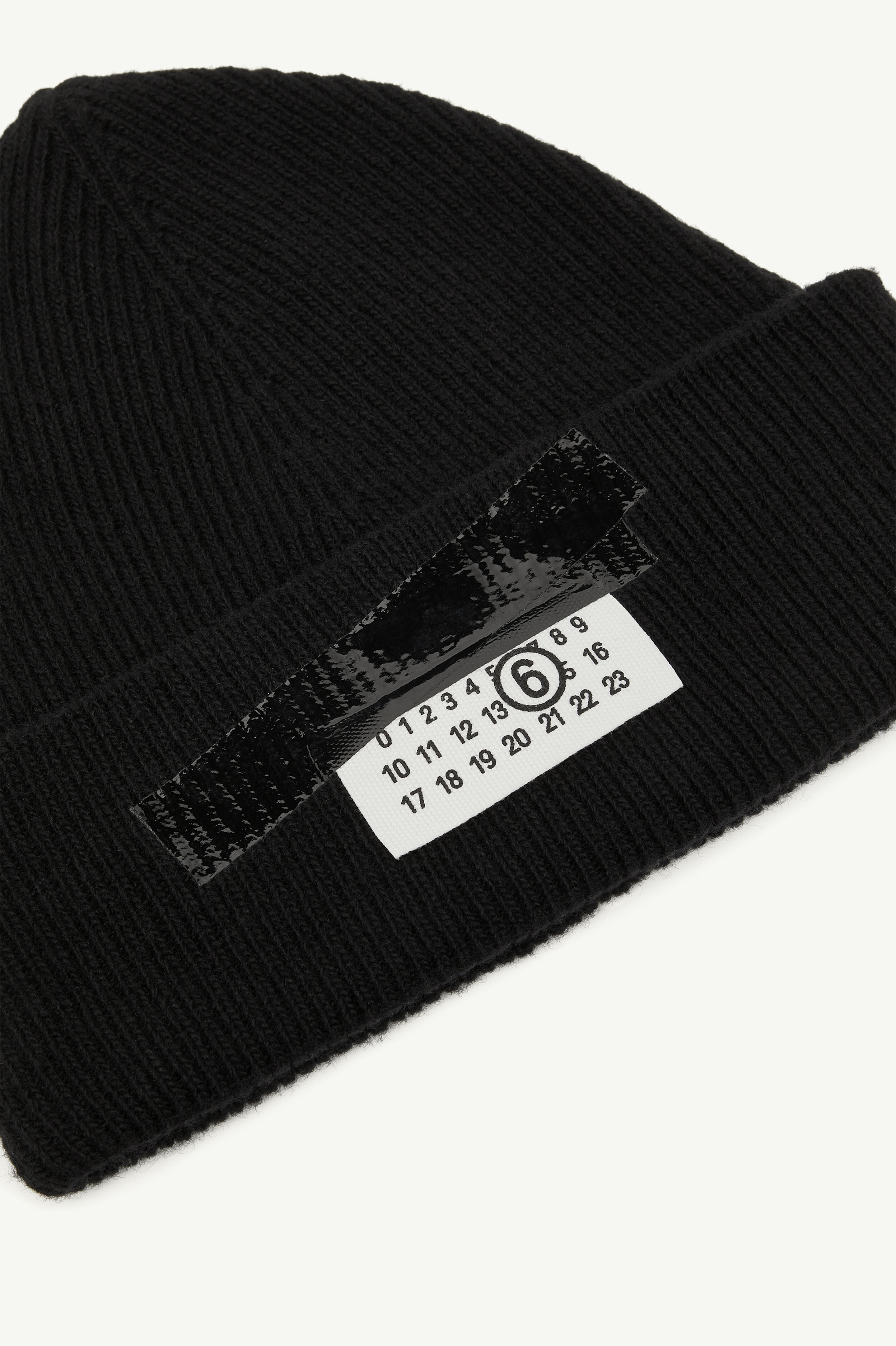 Taped label wool beanie - 3