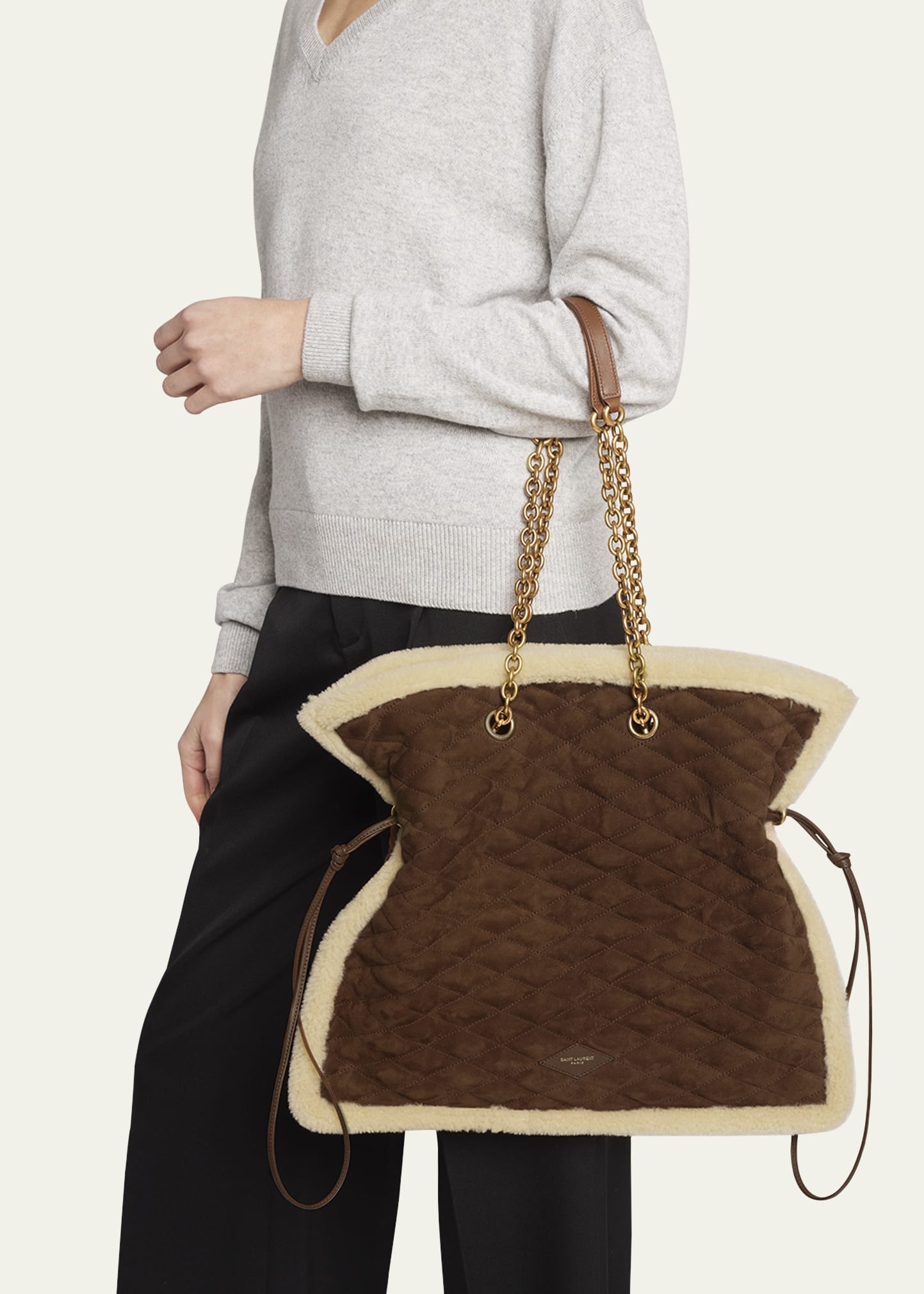Le Pochon Quilted Shearling Shoulder Bag - 2