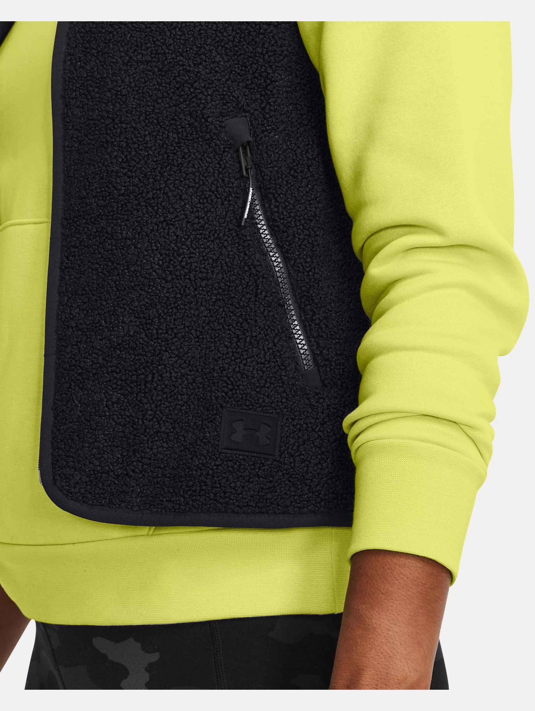 Women's UA Mission Vest - 6