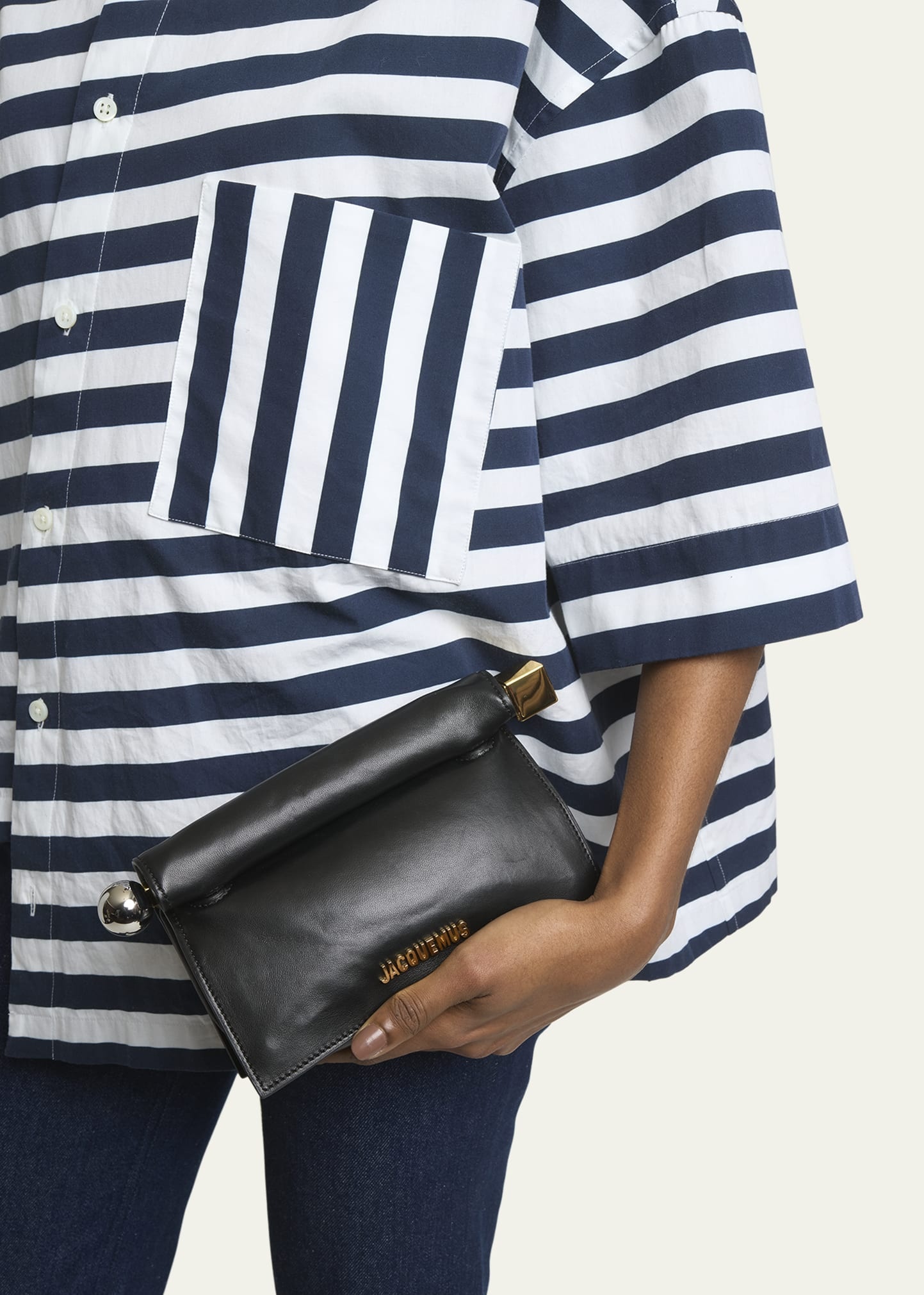 La Petite Pochette Rond Clutch Bag - 2