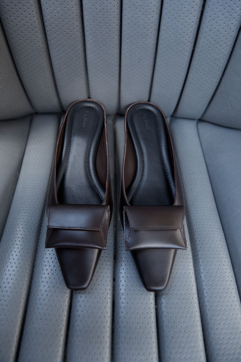Petit Pouch Heel - Coffee - 7