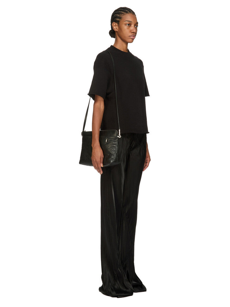 zip-fastening shoulder bag 5