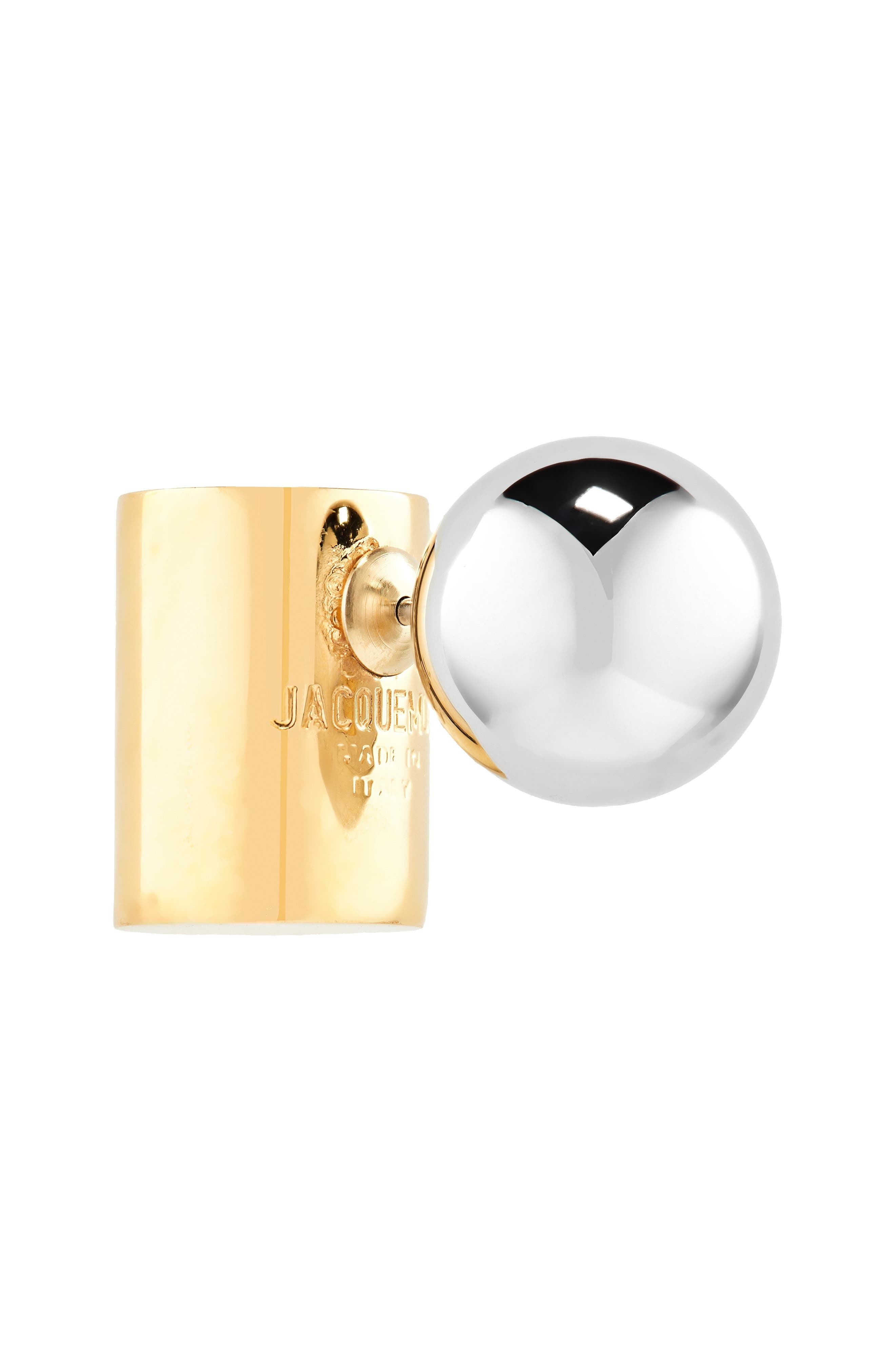 Jacquemus Les Boucles Perlina Mismatched Ear Jackets in Gold /Silver at Nordstrom - 5