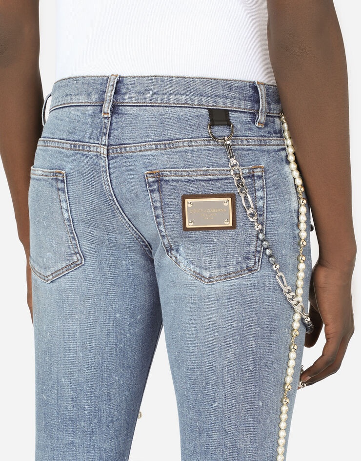 Skinny stretch jeans with keychain and DG pendants - 5