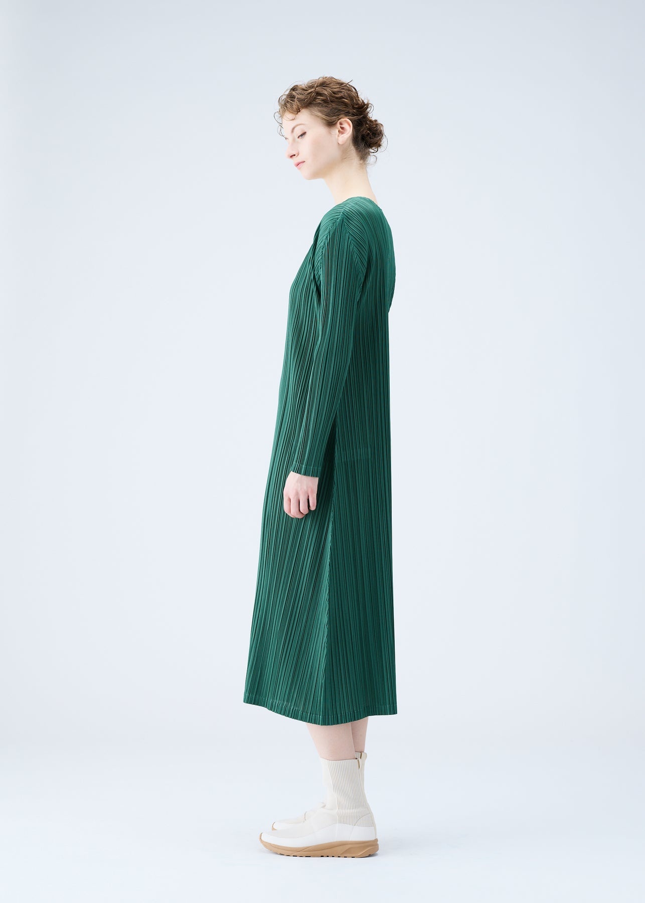 MONTHLY COLORS : DECEMBER DRESS - 3