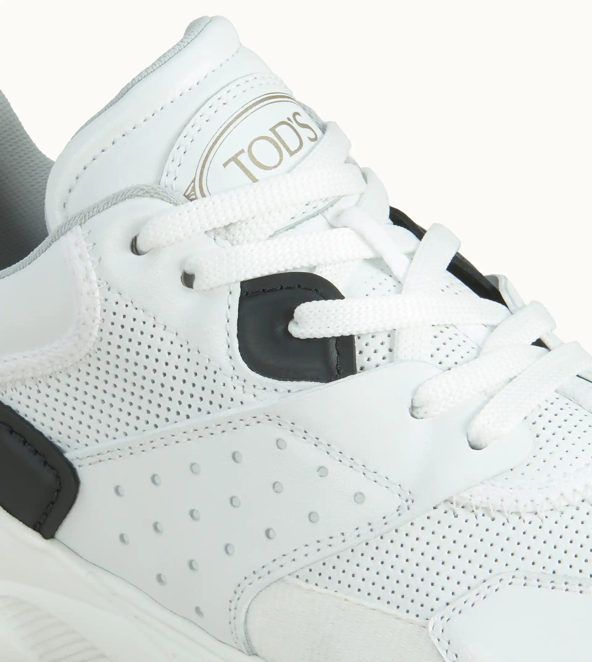 SNEAKERS IN LEATHER AND HIGH-TECH FABRIC - WHITE, BLACK - 6