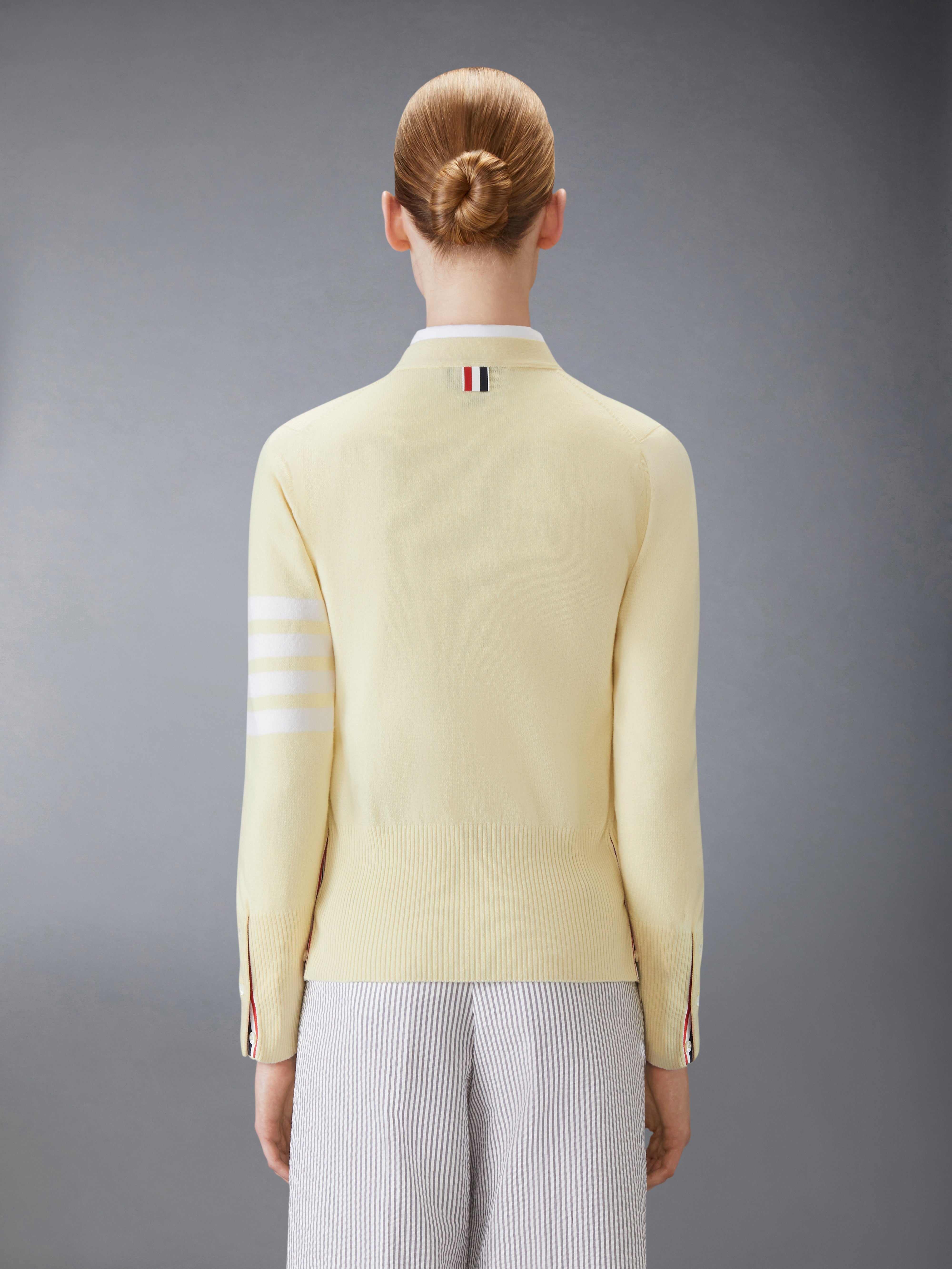 CLASSIC CASHMERE 4-BAR V-NECK CARDIGAN - 3