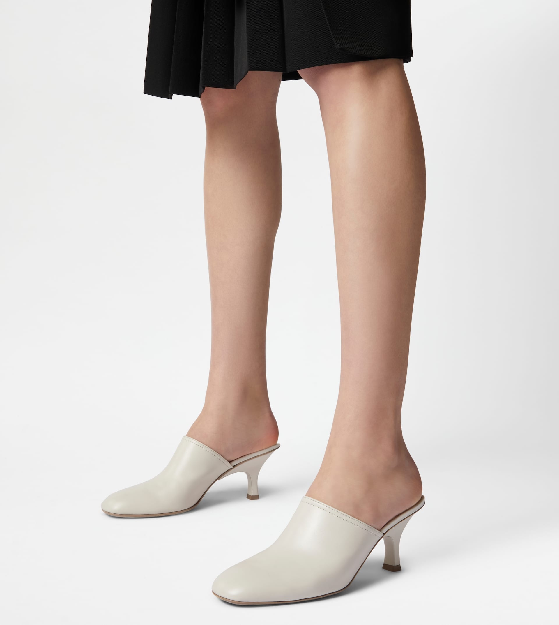 MULES IN LEATHER - WHITE - 2