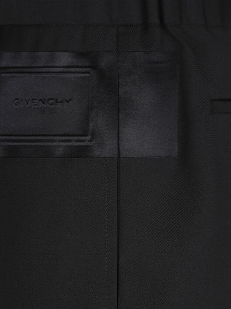 GIVENCHY PATCH BERMUDA SHORT IN WOOL 5