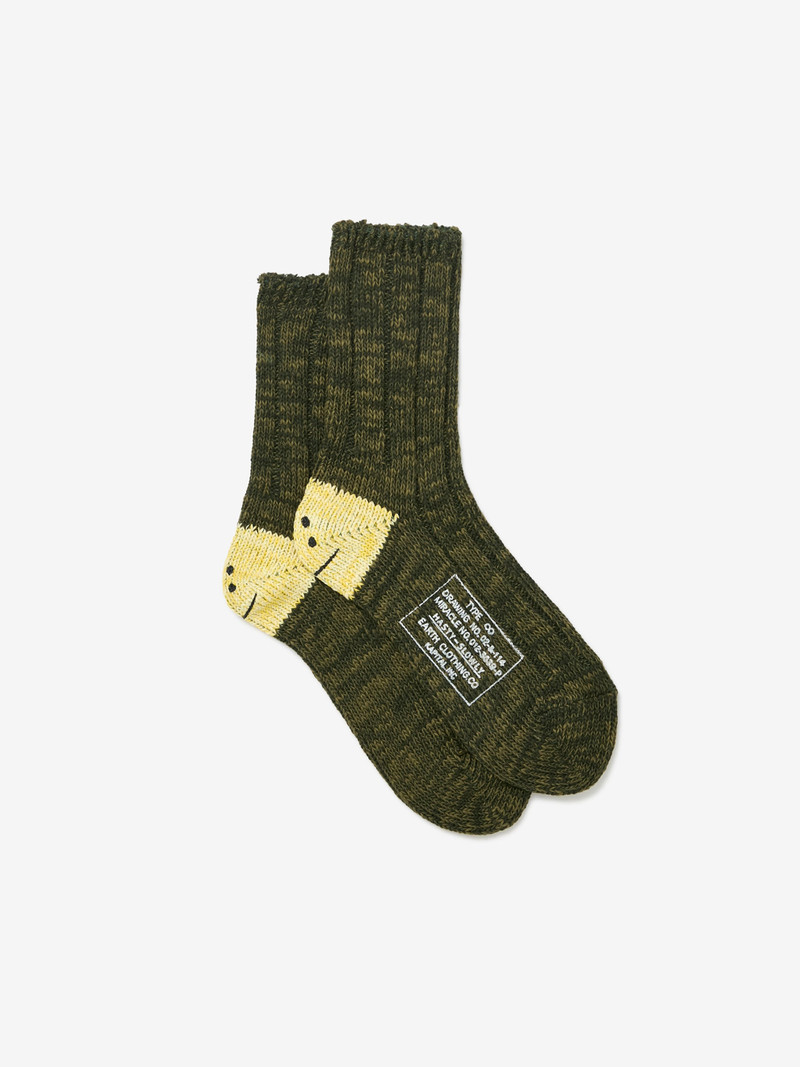 56 YARNS MA-1 RAINBOWY HAPPY HEEL SOCKS (KHAKI) 1
