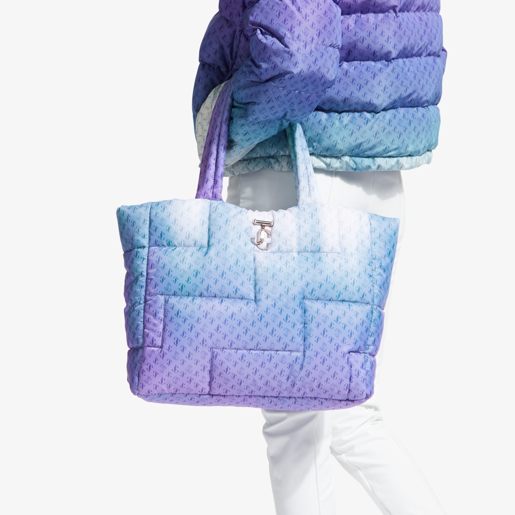 Laya Soft Tote
Multi Dégradé Nylon Soft Tote with JC Emblem - 2