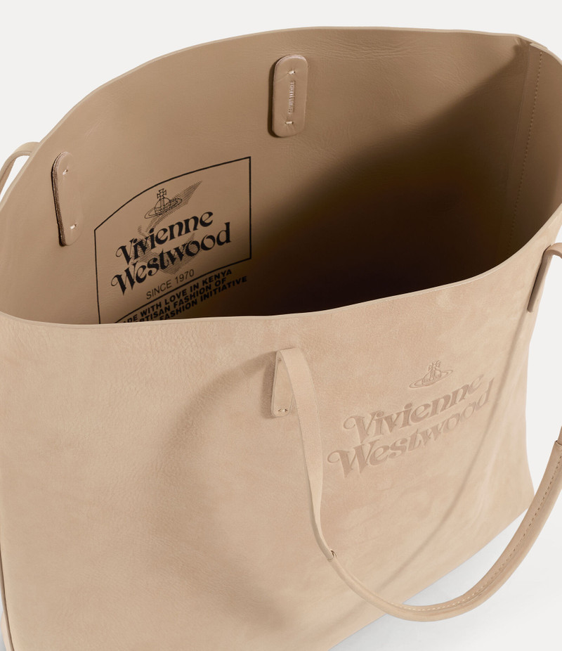 STUDIO SHOPPER 6