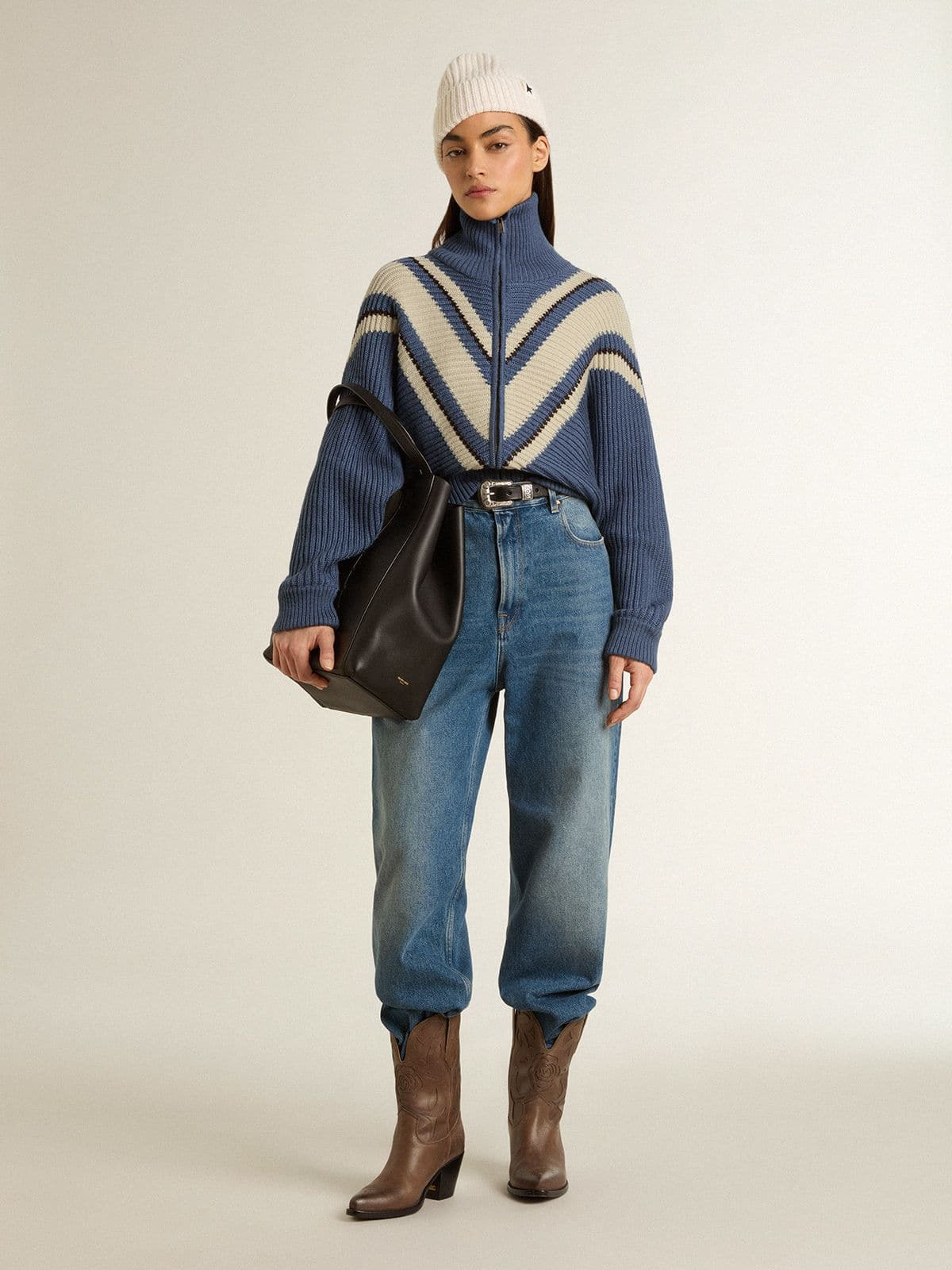 Women's light blue jacquard wool sweater with cream-colored pattern - 3