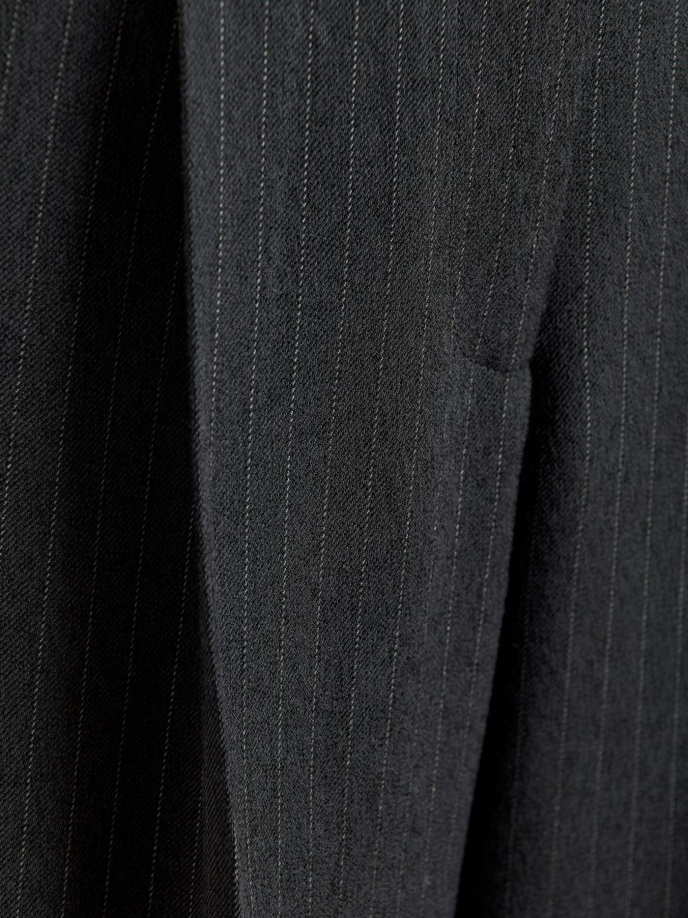 pleated pinstripe-pattern trousers - 5