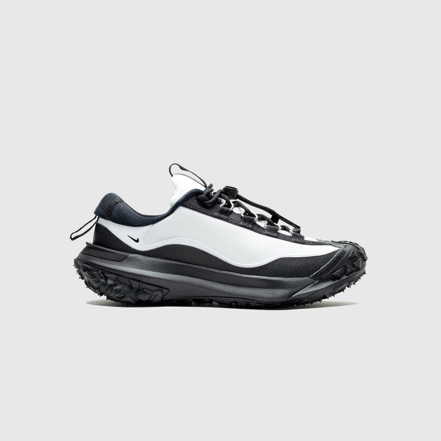 X ACG MOUNTAIN FLY 2 LOW SP "BLACK & WHITE" - 1