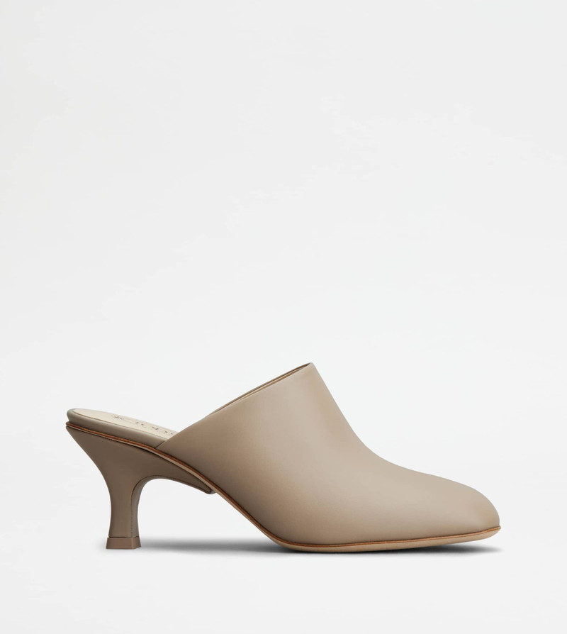 MULES IN LEATHER - GREY - 1
