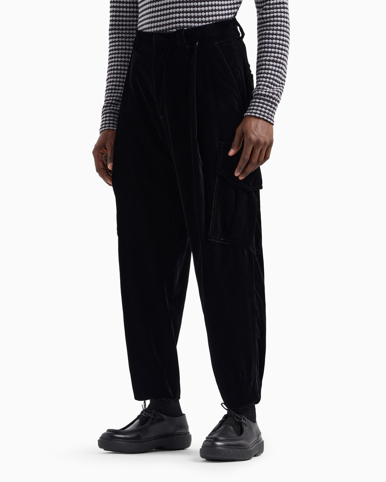 Single-pleat velvet cargo trousers - 2