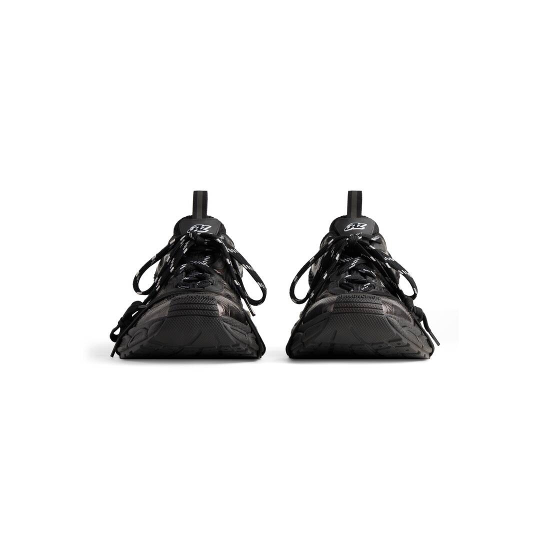 Women's 3xl Sneaker in Black - 3