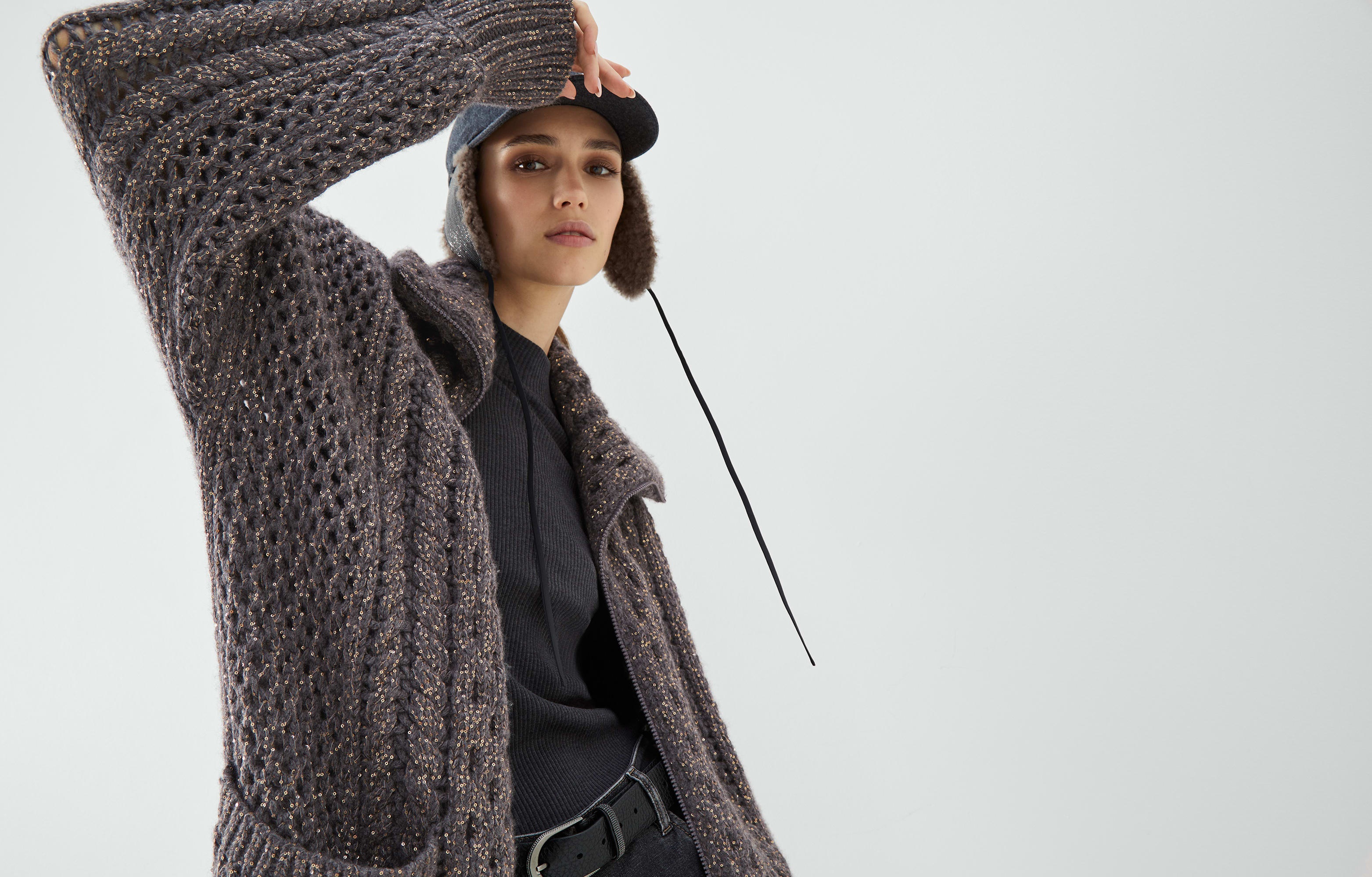 Dazzling Irish Cables long cardigan in cashmere Feather yarn - 6