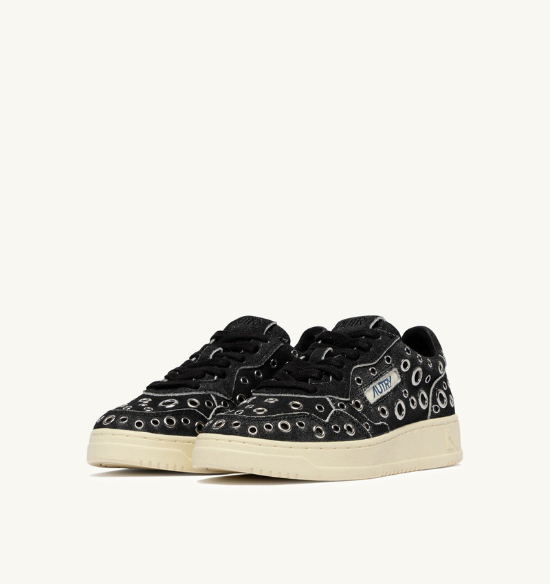 AUTRY MEDALIST LOW SNEAKERS IN BLACK SUEDE WITH STUDS outlook