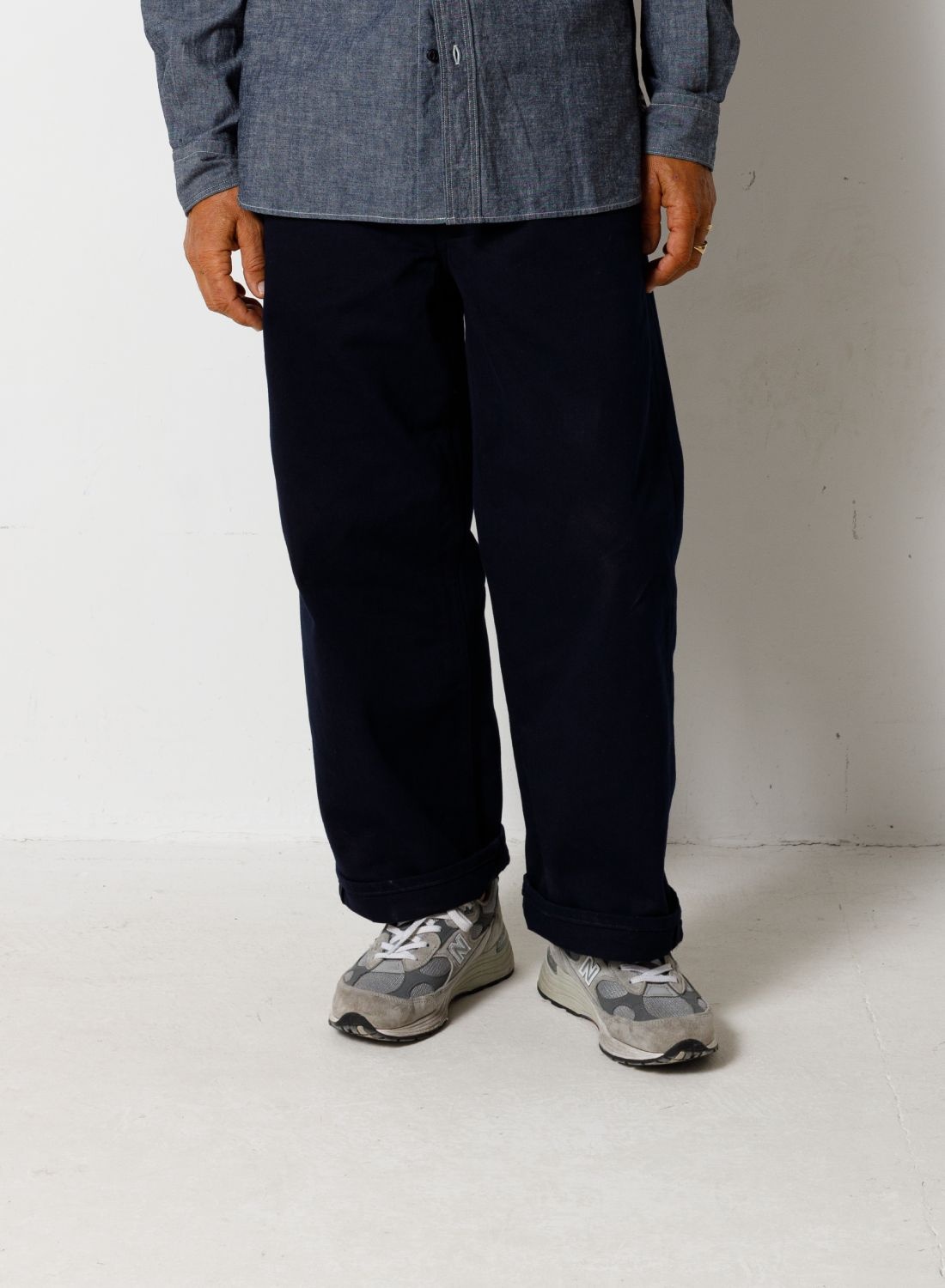 Basic Chino Pant in Navy - 3