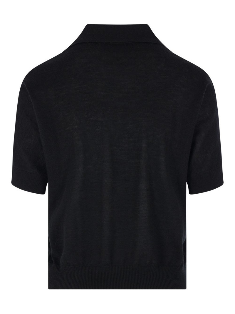 arch4 V-neck T-shirt outlook