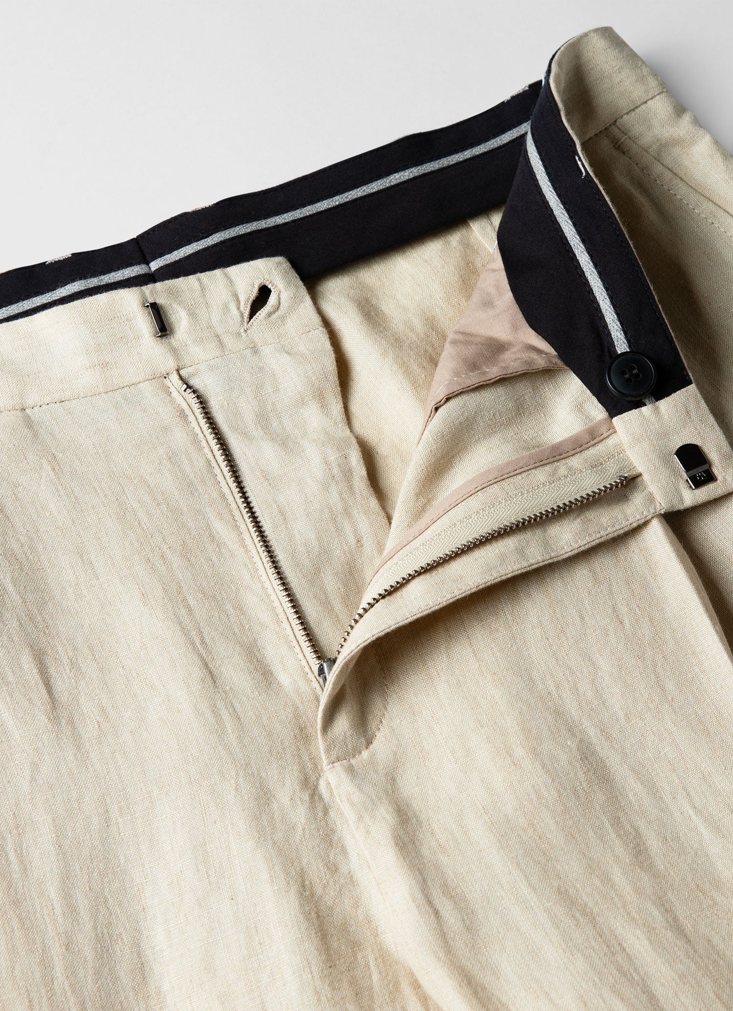 Pleated Linen Trouser - 4