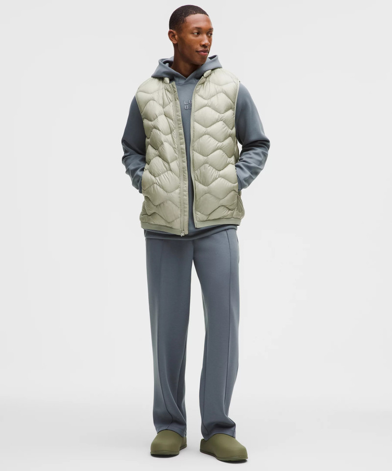 lululemon Men's Featherweight 900-Down-Fill Quilted Vest outlook