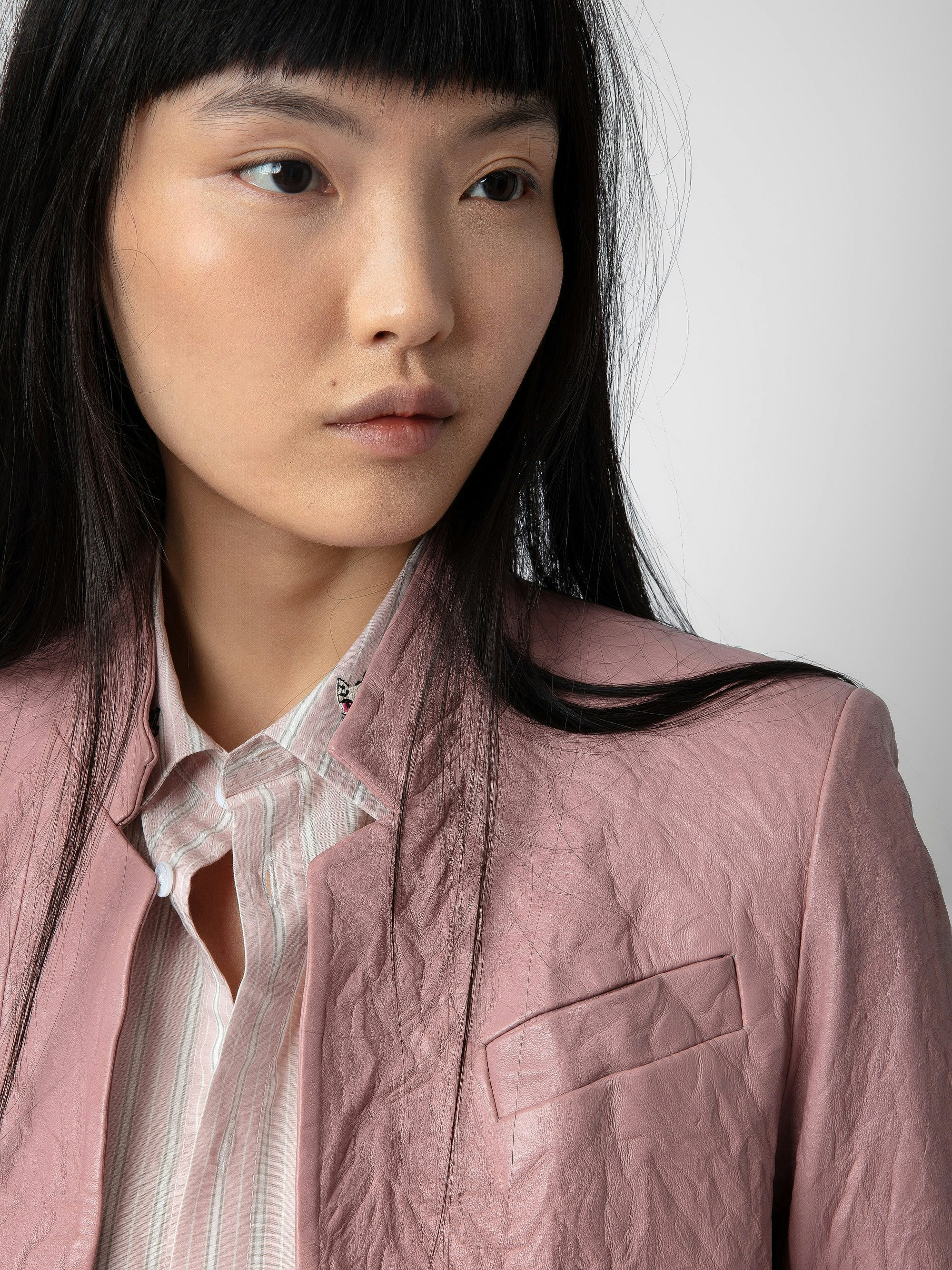Very Crinkled Leather Blazer - 4