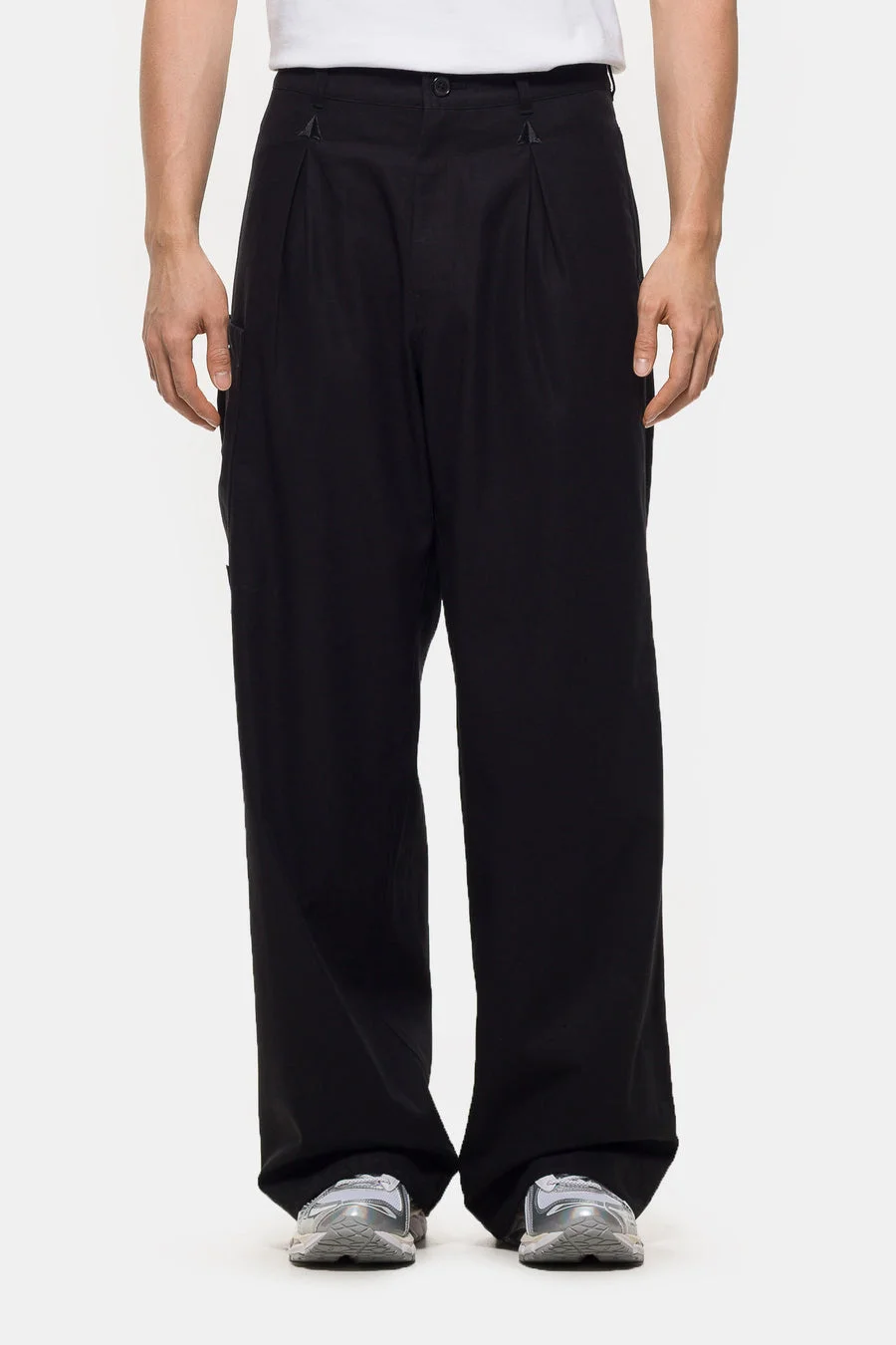 Mirbelioids Trouser in Black - 1