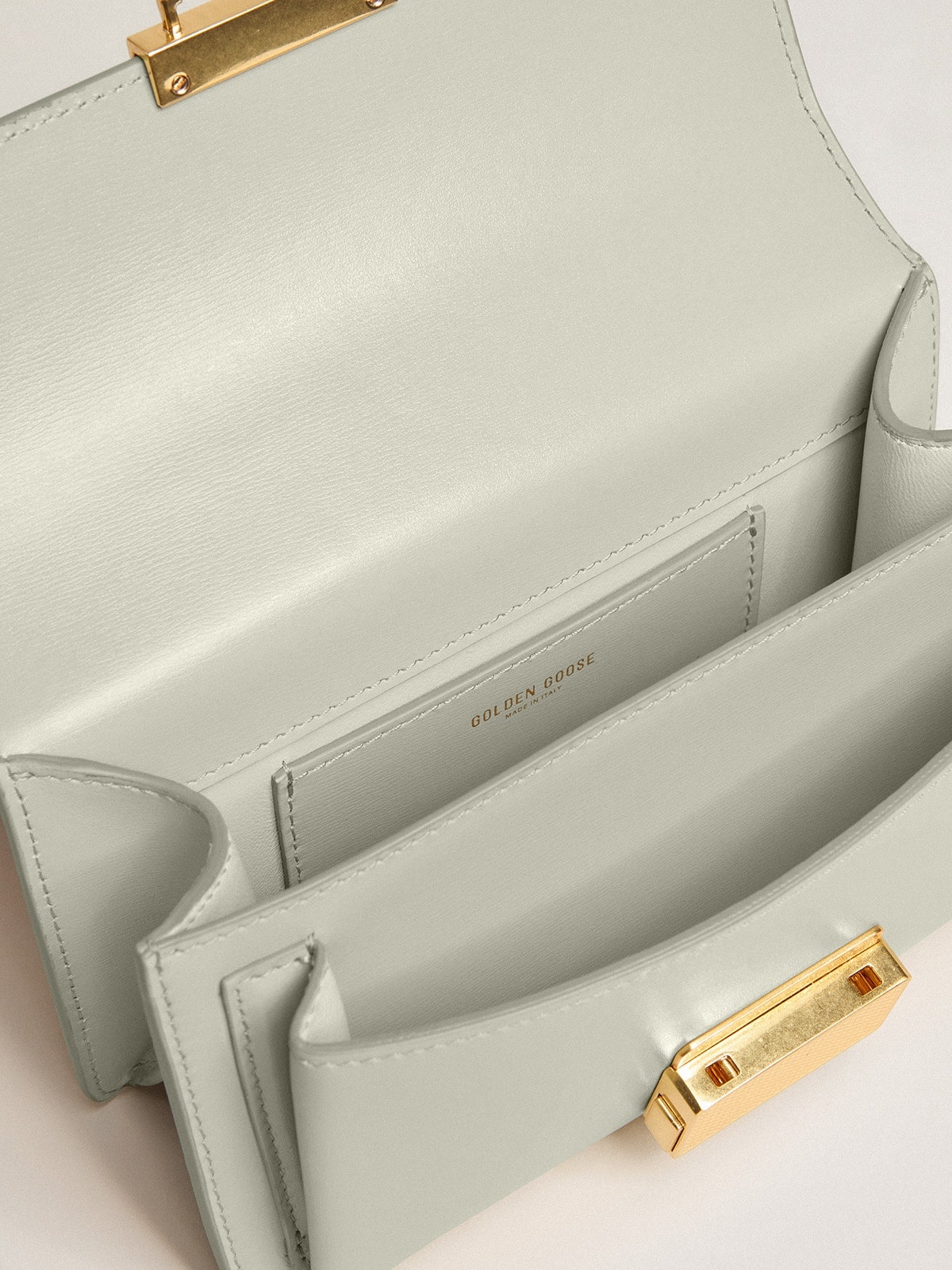 Small Venezia Bag in mineral-gray boarded leather with gold details - 7