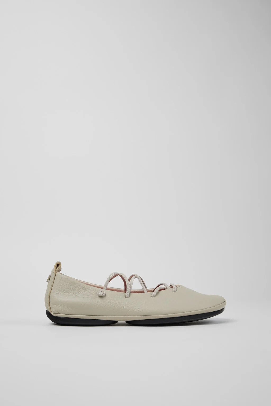 Right Nina Gray Leather Ballerina Shoes for Women. - 1