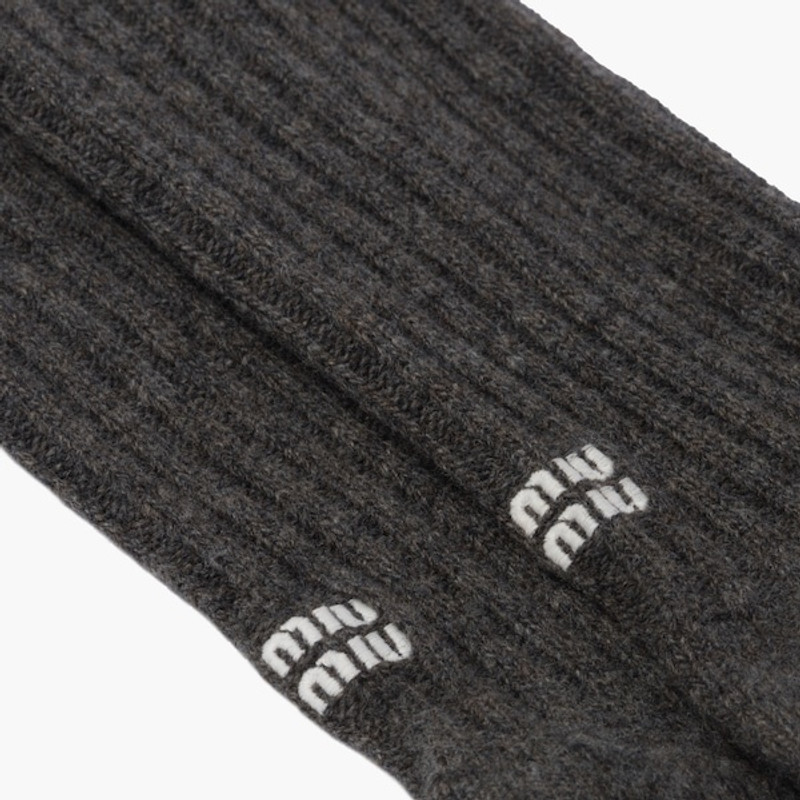 Wool over-the-knee socks 6