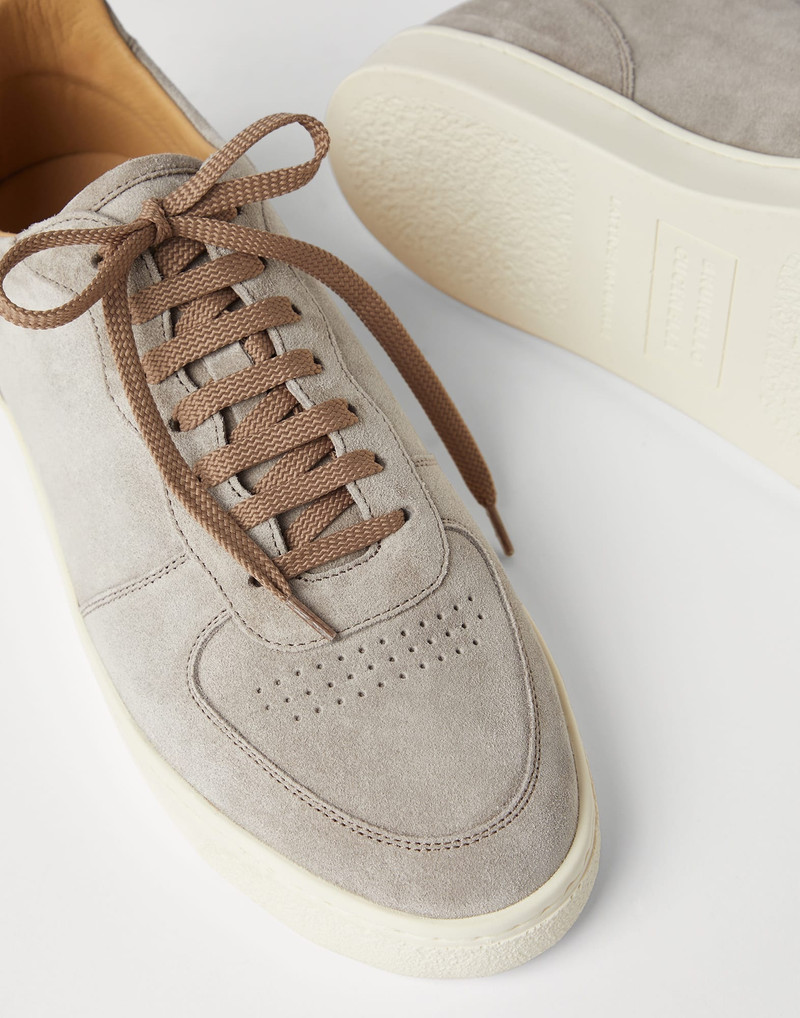 Washed suede sneakers with natural rubber sole 3