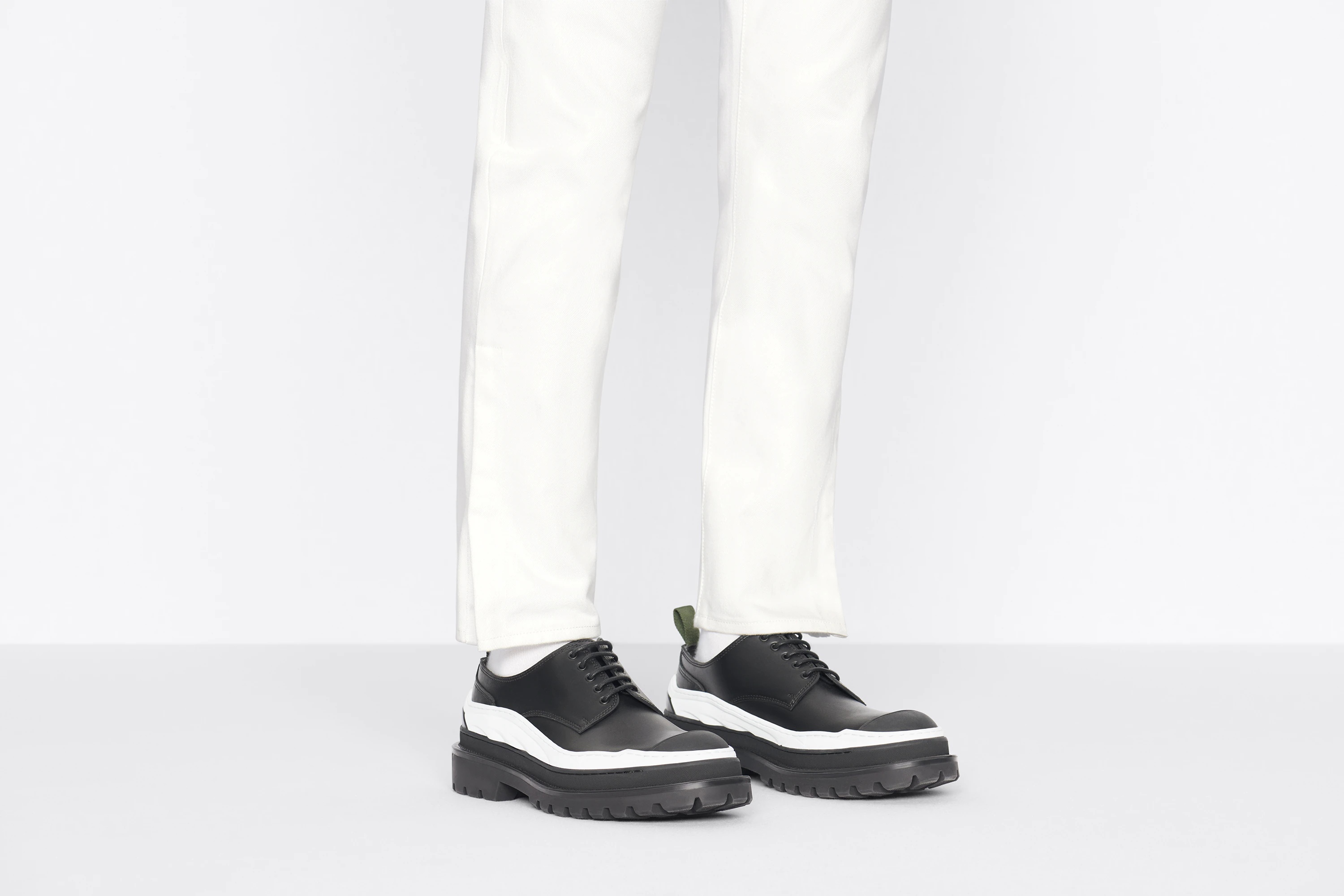 DIOR AND SACAI Derby Shoe - 6