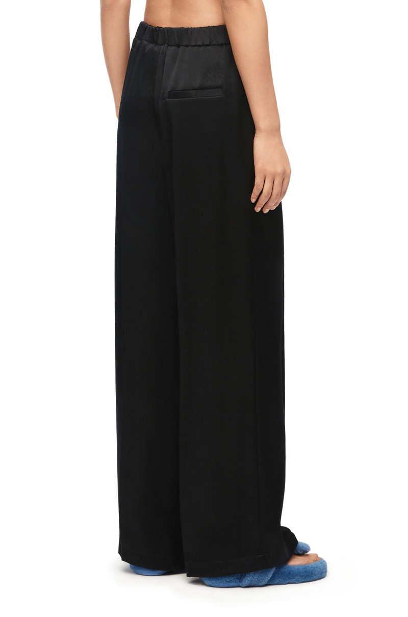 Pyjama trousers in silk 4