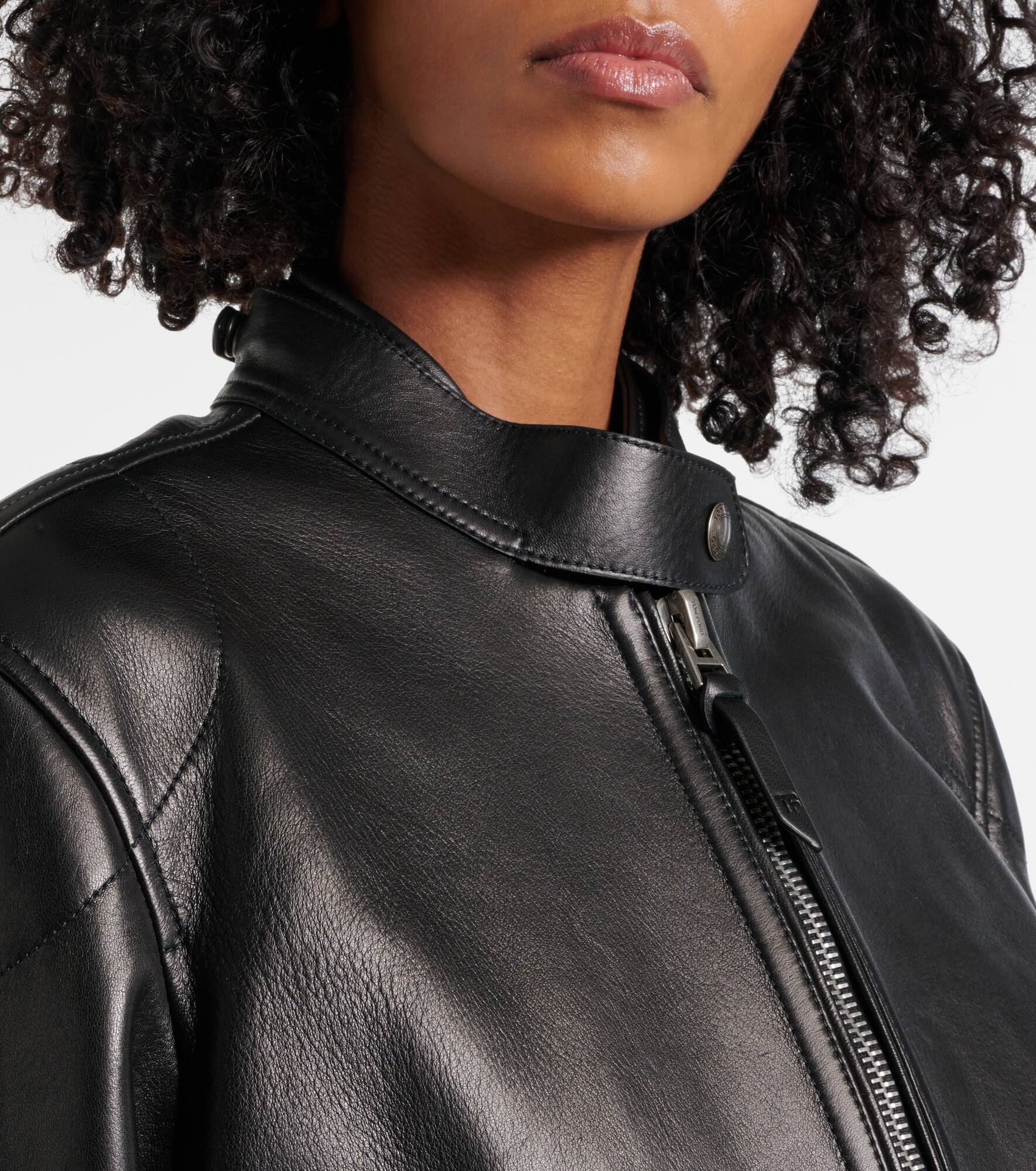 Cropped leather biker jacket - 4