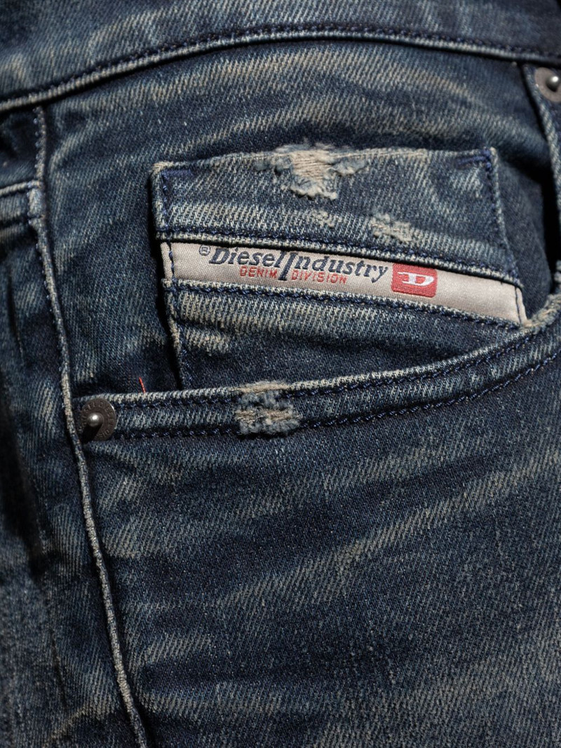 faded distressed jeans 4