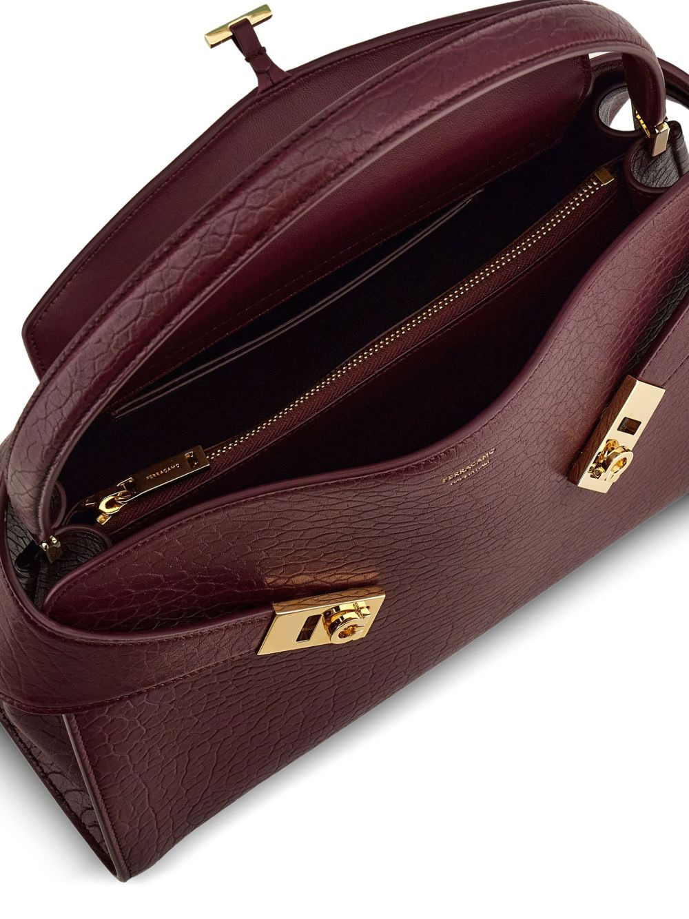 medium Hug leather shoulder bag - 5