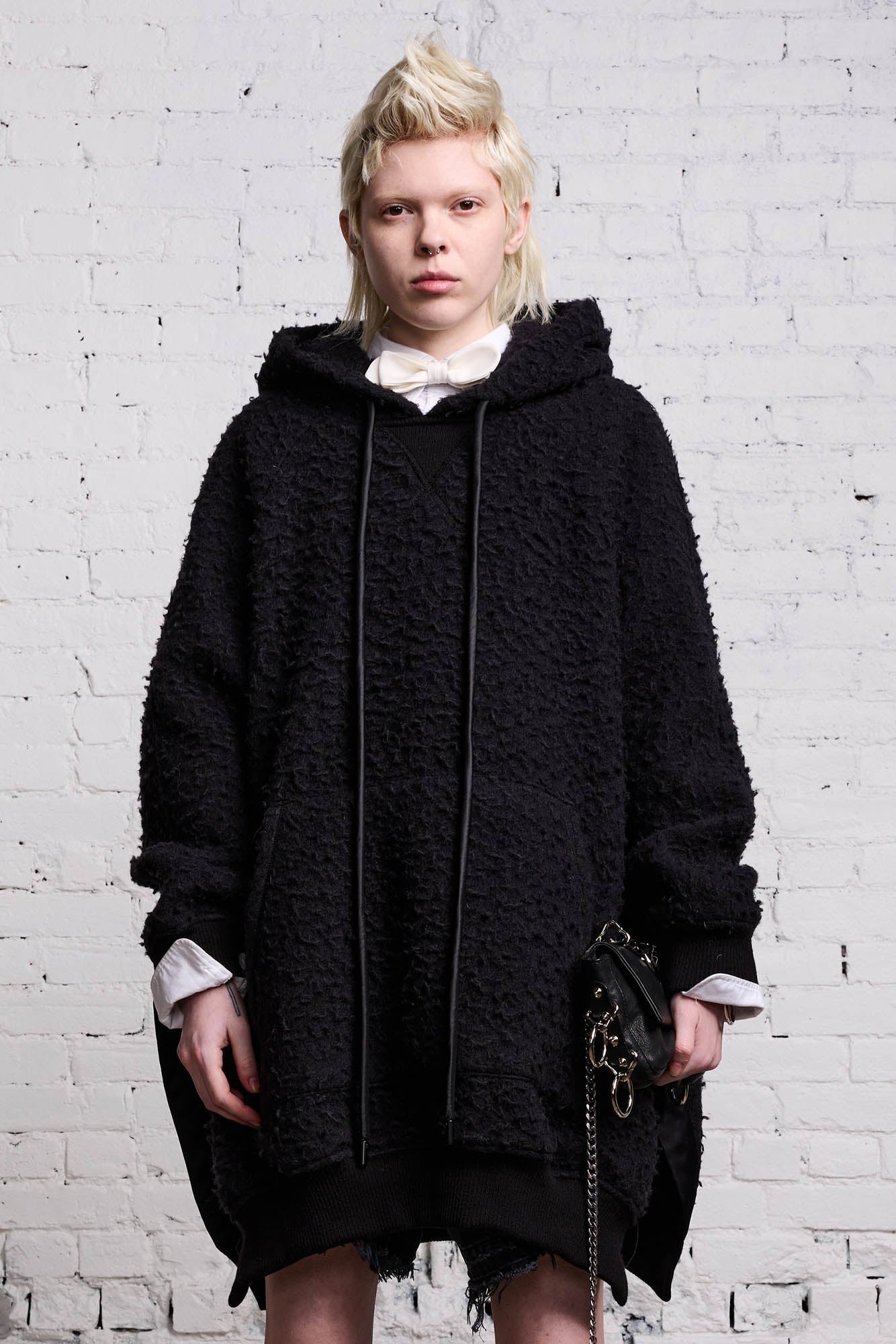 OVERSIZED HOODIE CAPE - BLACK WOOL - 4