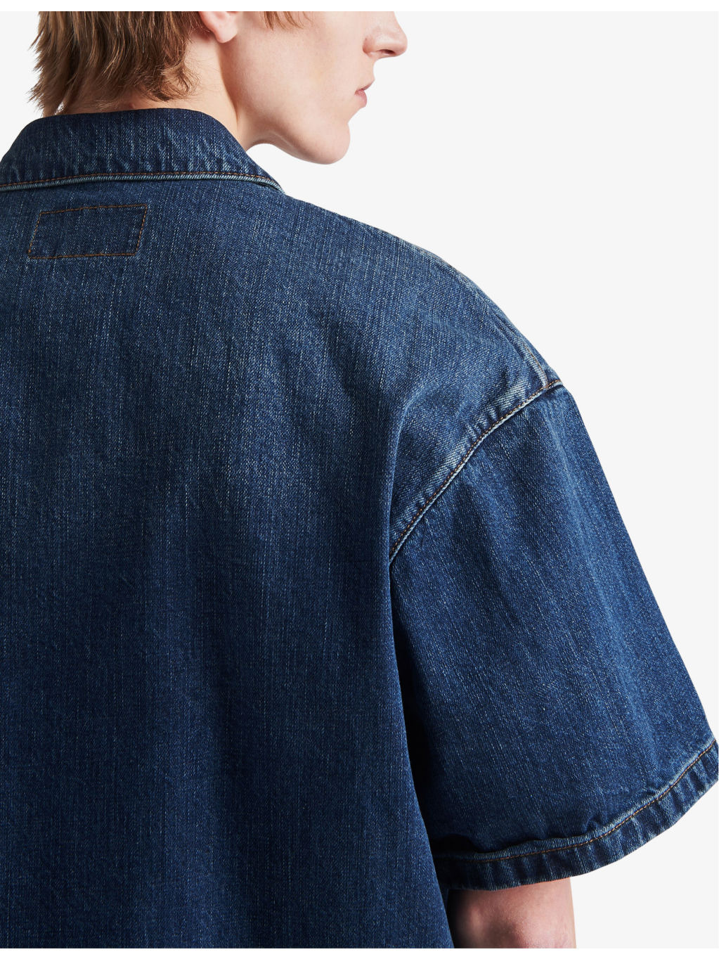 Brand-plaque relaxed-fit denim shirt - 5