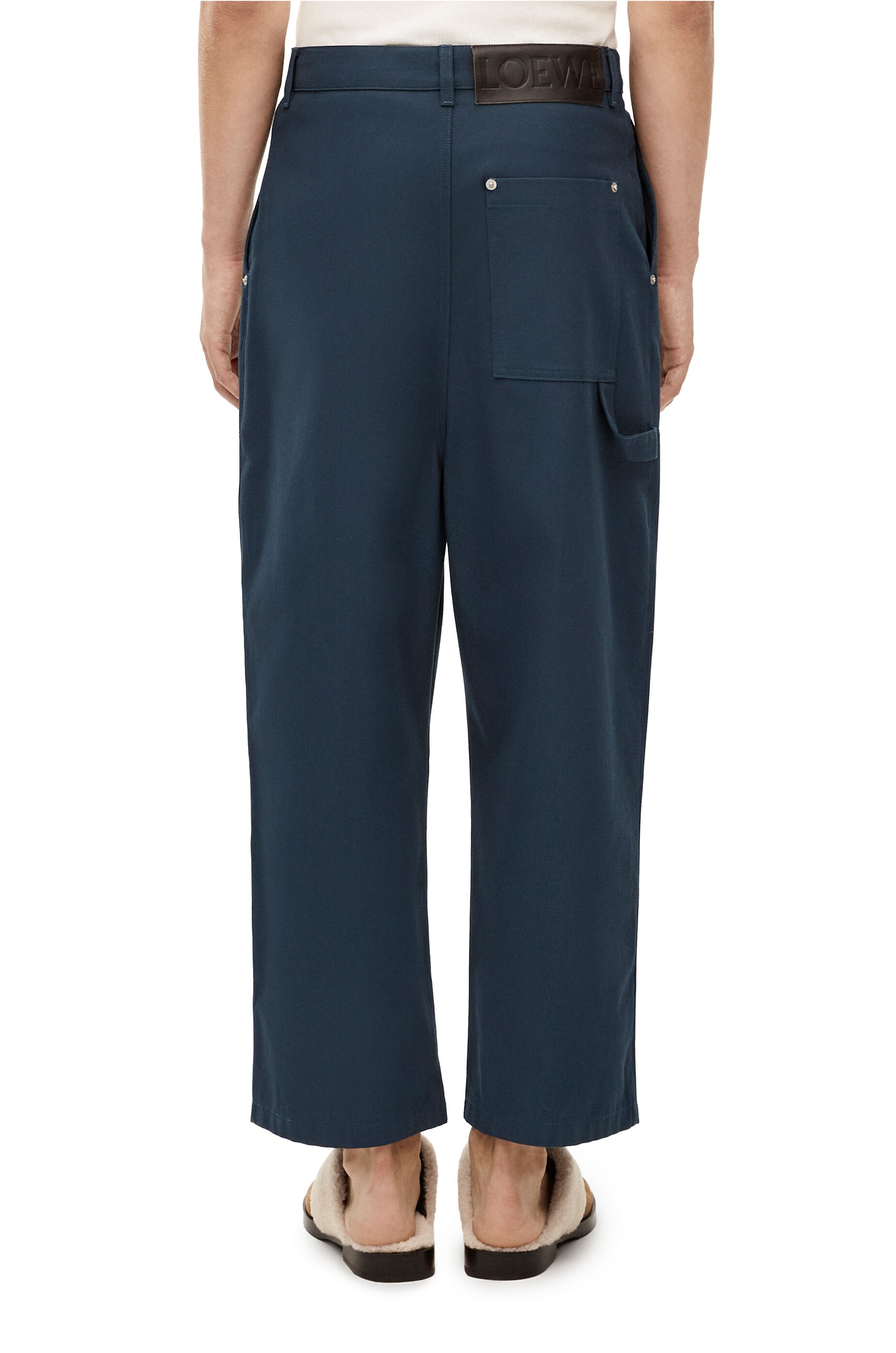 Low crotch trousers in cotton - 4