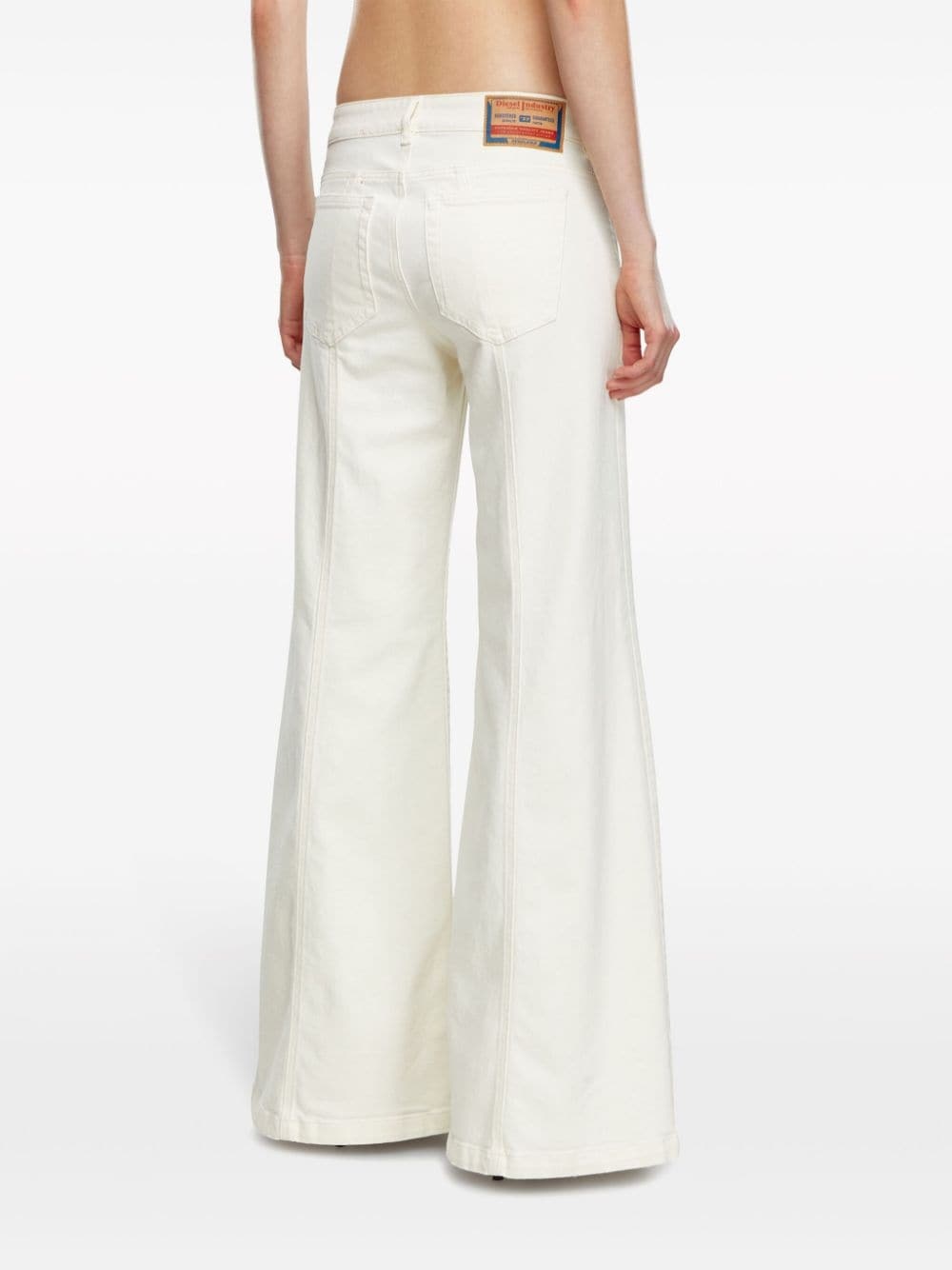 D-Akii mid-rise flared jeans - 4