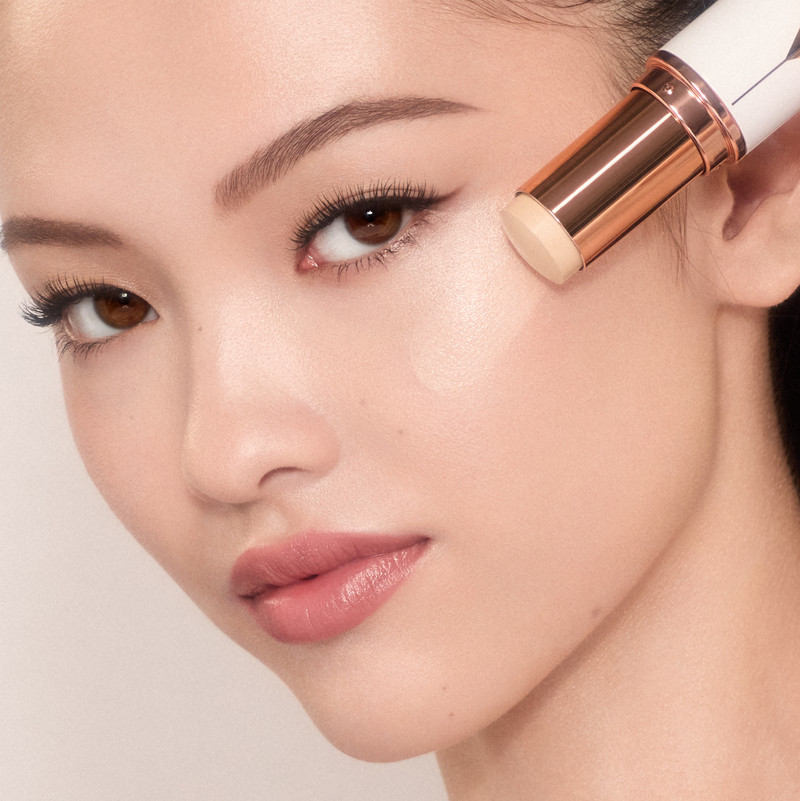 UNREAL NO-MAKEUP MAKEUP ROUTINE Face Kit 6