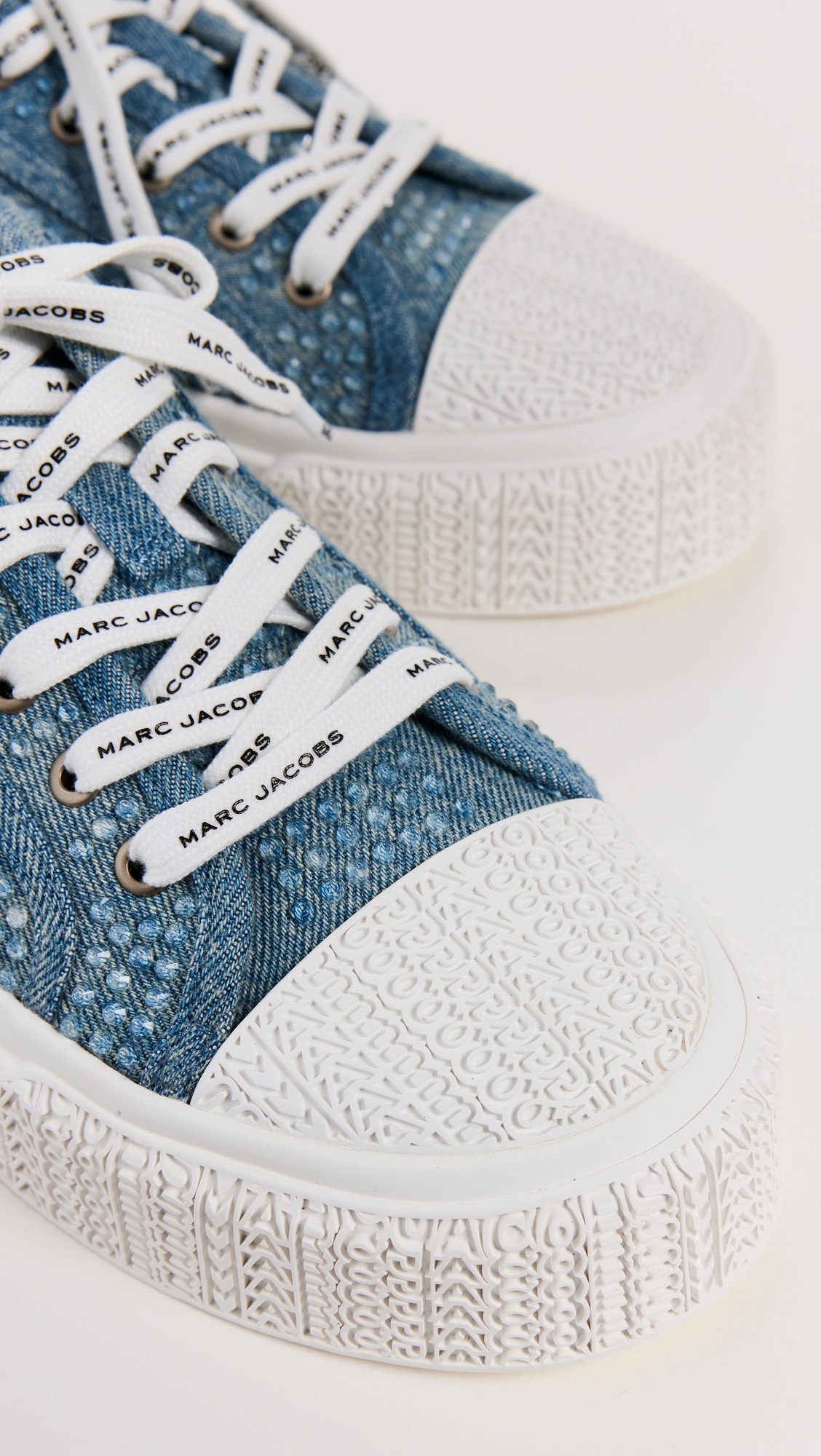 【関税込み】Sneakers - Marc Jacobs - Cotton - Blue The Jogger denim sneakers in blue - Marc Jacobs Kids | Mytheresa