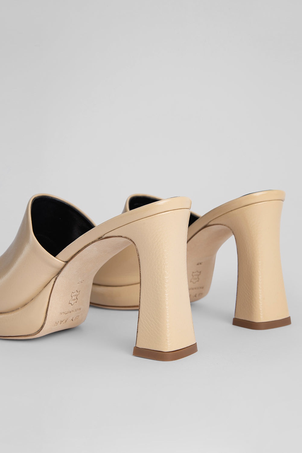 Beliz Sand Gloss Grained Leather - 6